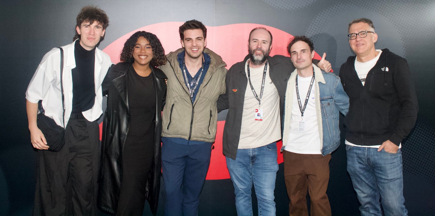 Equipo de Camila en el photocall de SEMINCI 2026