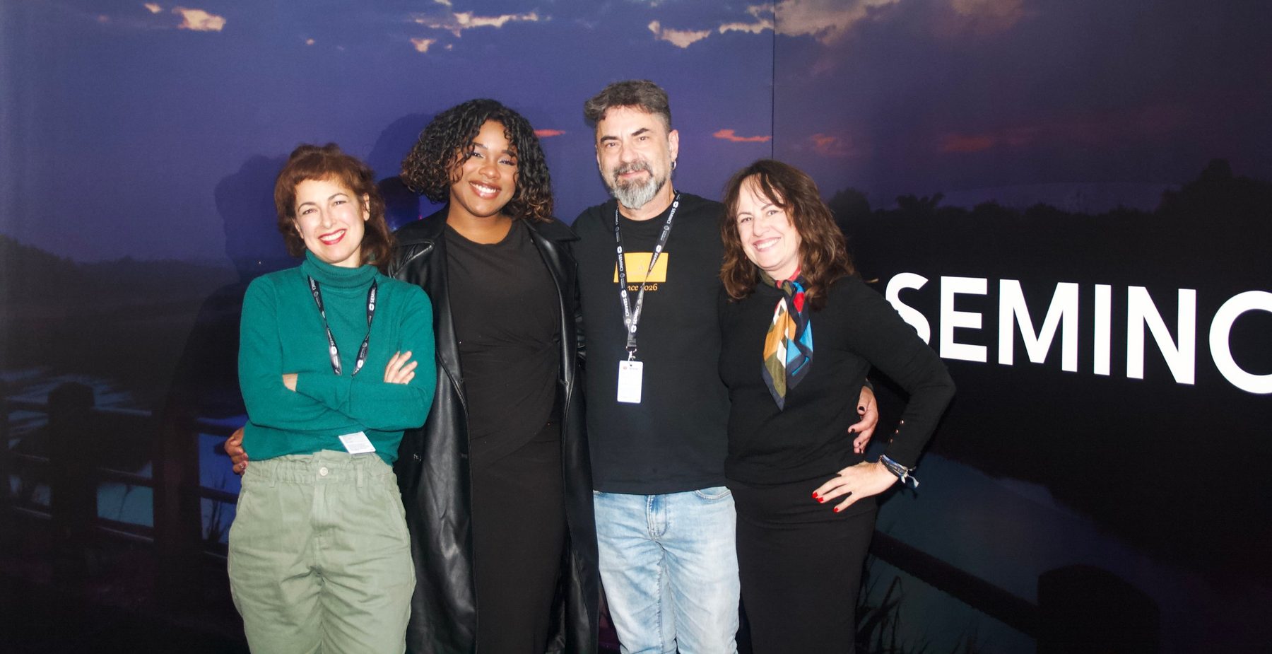 Equipo de Camila en el estreno en SEMINCI 2026